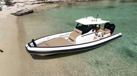 Vente de bateau d'occasion en Corse sea water ghost 320
