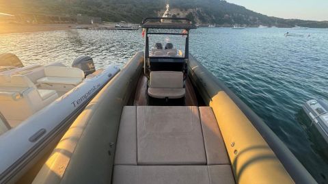 Vente de bateau d'occasion en Corse sea water phantom 300