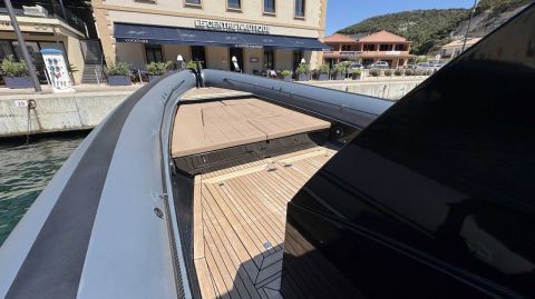 Vente de bateau d'occasion en Corse sea water phantom 400